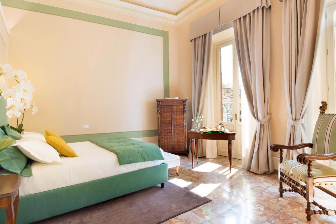 Luxury Bed And Breakfast Cerretani Palace Florencia Exterior foto