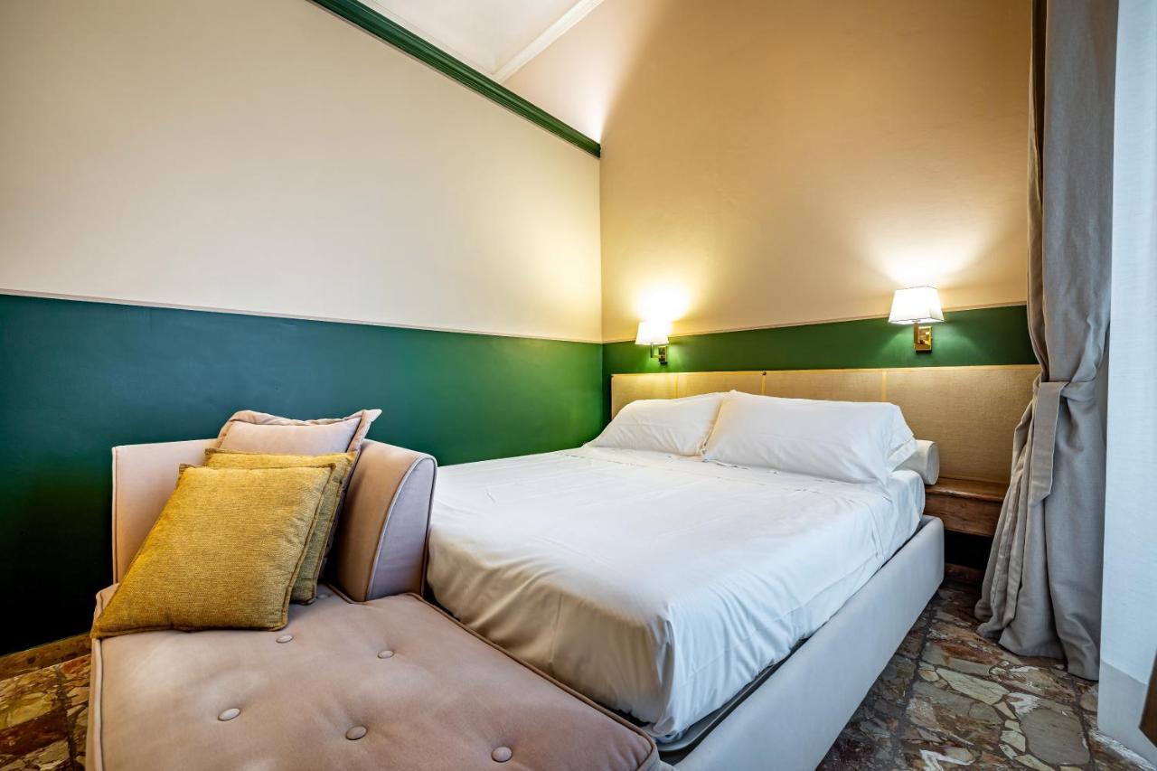 Luxury Bed And Breakfast Cerretani Palace Florencia Exterior foto